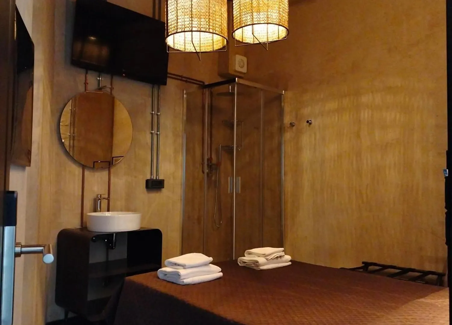 Hotel & Hostel 7 Florence Italy