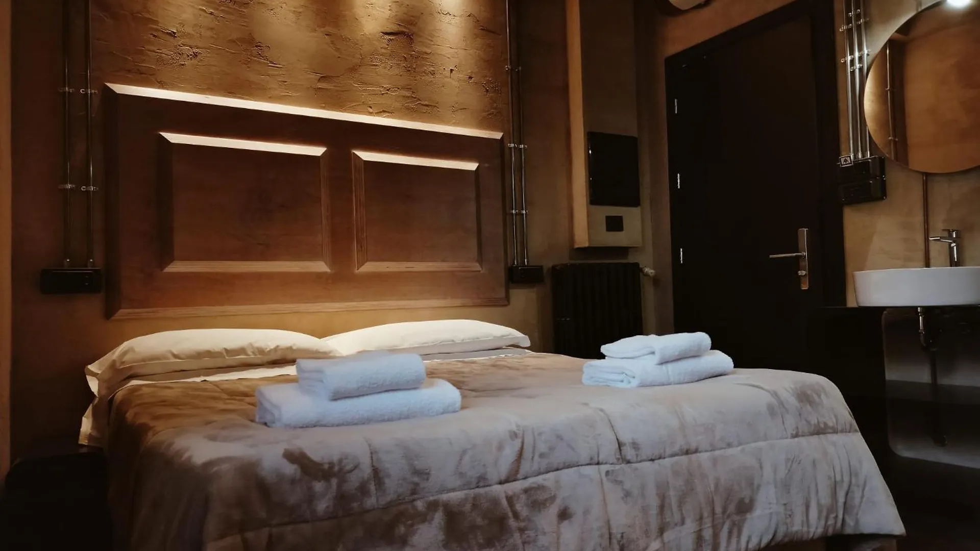 Hotel & Hostel 7 فلورنس إيطاليا
