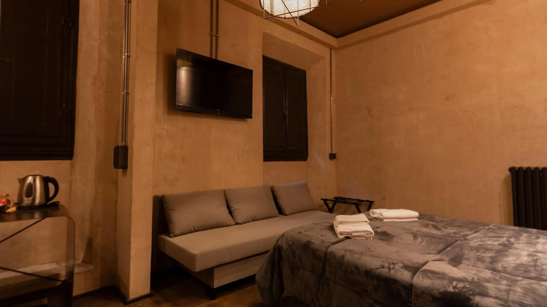 Hotel & Hostel 7 فلورنس 0*,  إيطاليا
