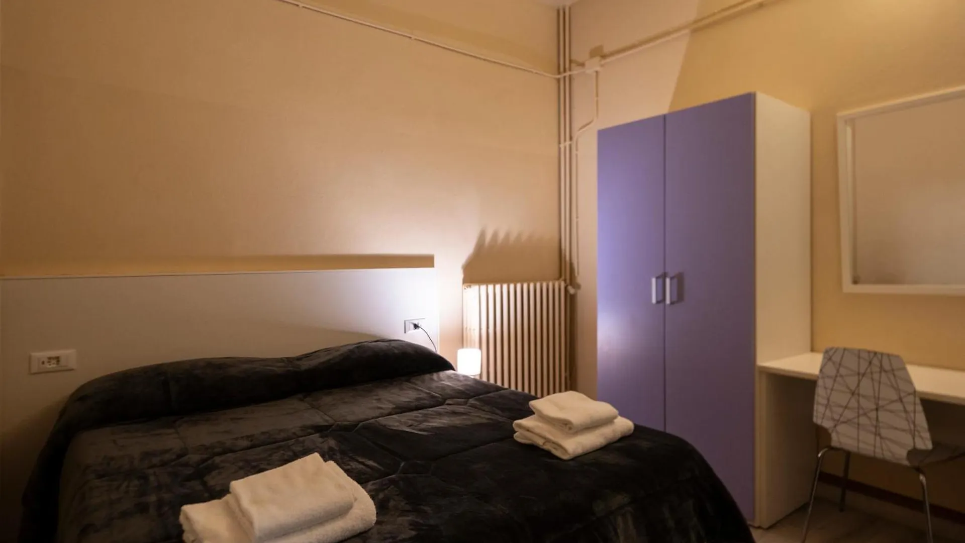 Hotel & Hostel 7 Florence 0*,