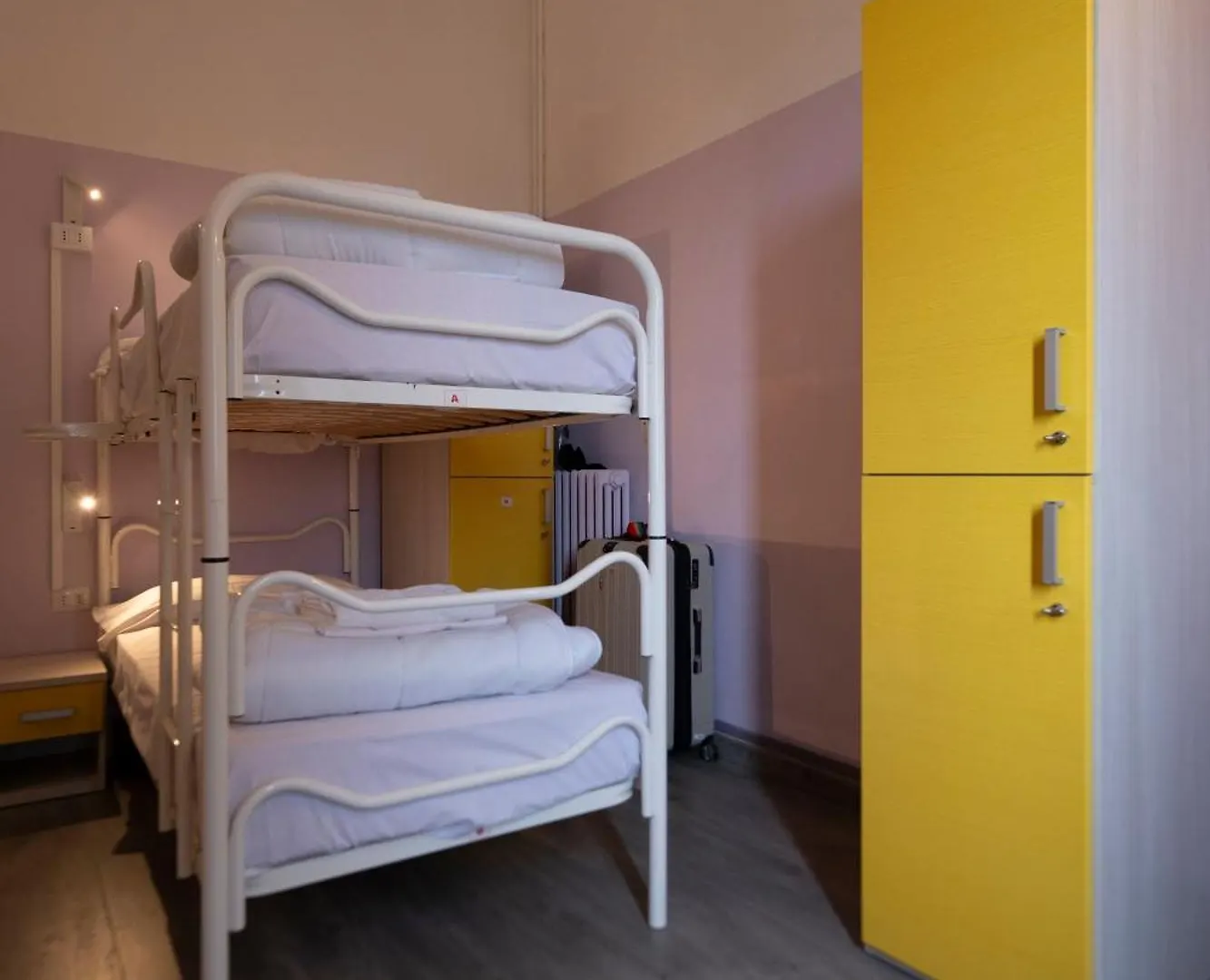 Hotel & Hostel 7 Florence