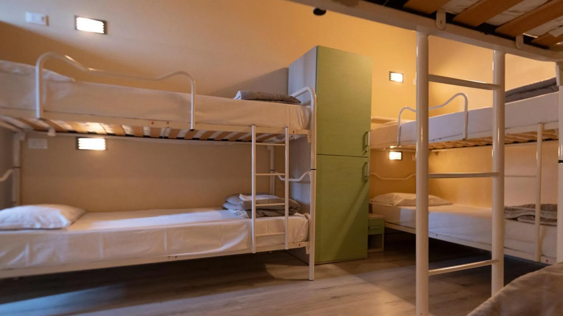 Hotel & Hostel 7 Florence Italy